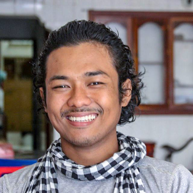 Seavyi Yonn Lost Plate Food Tour Team Cambodia Manager