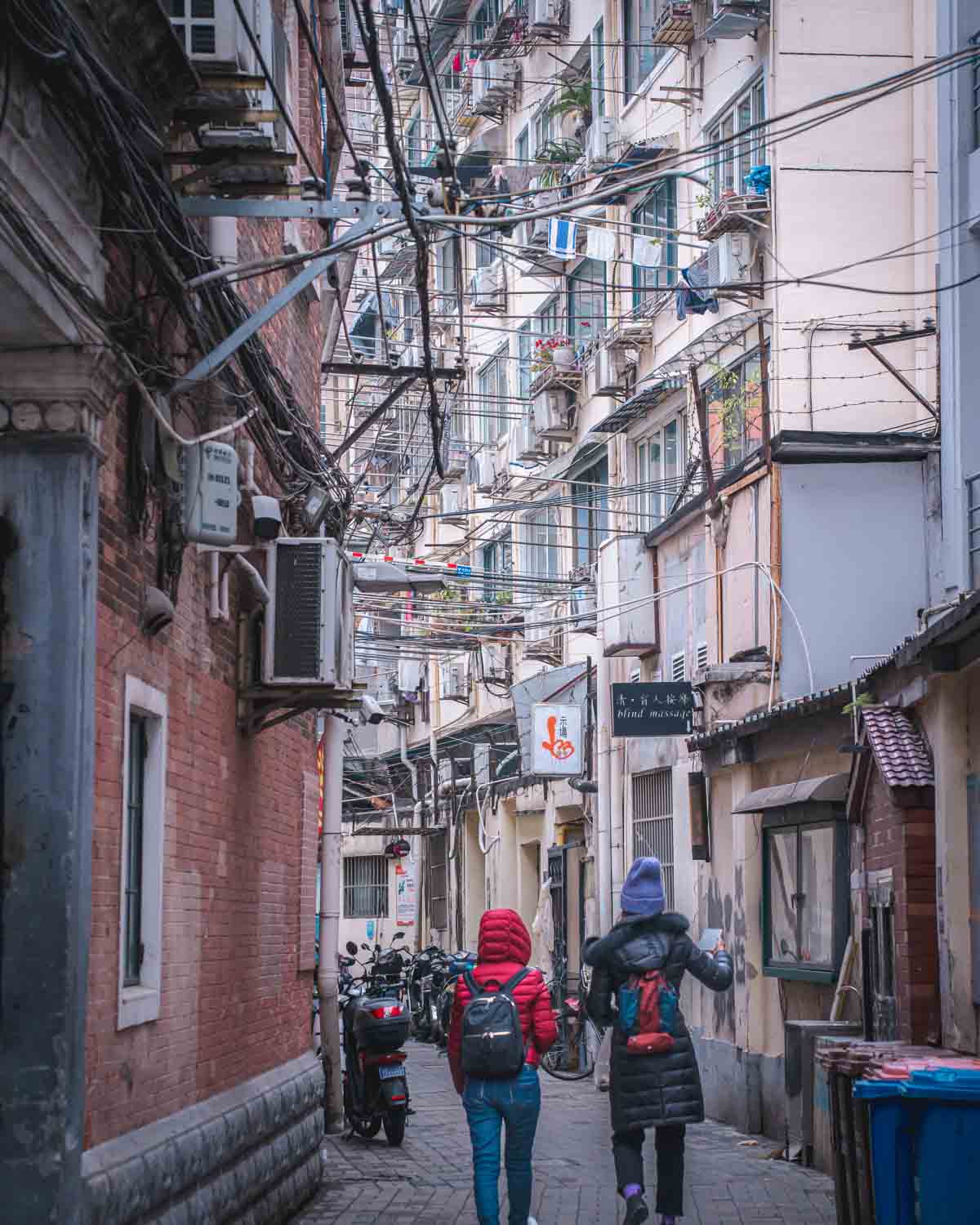 Shanghai Evening Walking Food Tour French Concession