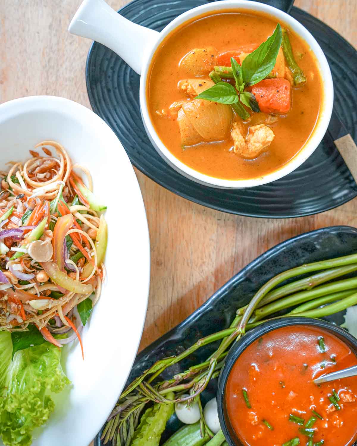 Siem Reap Full-Day Temples & Food Tour Dinner
