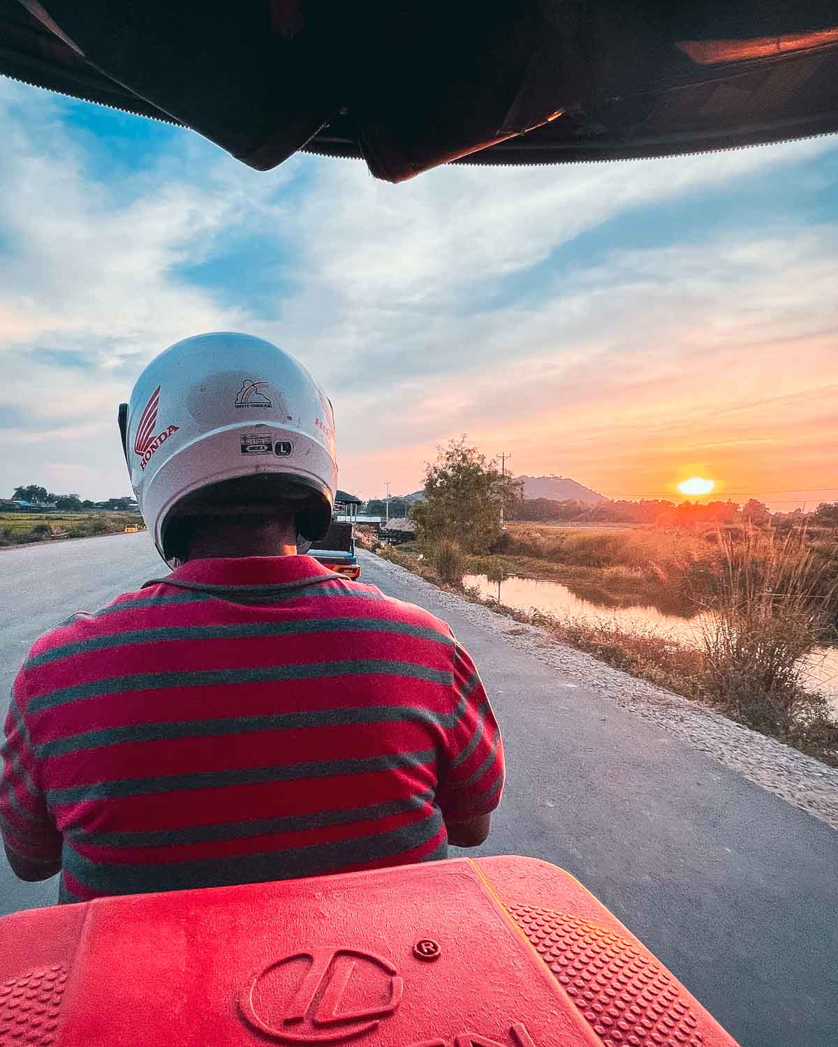 Siem Reap Full-Day Temples & Food Tour Tuktuk